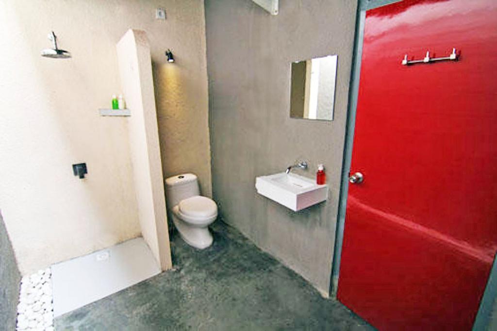 Kayun Hostel Legian Pokój zdjęcie