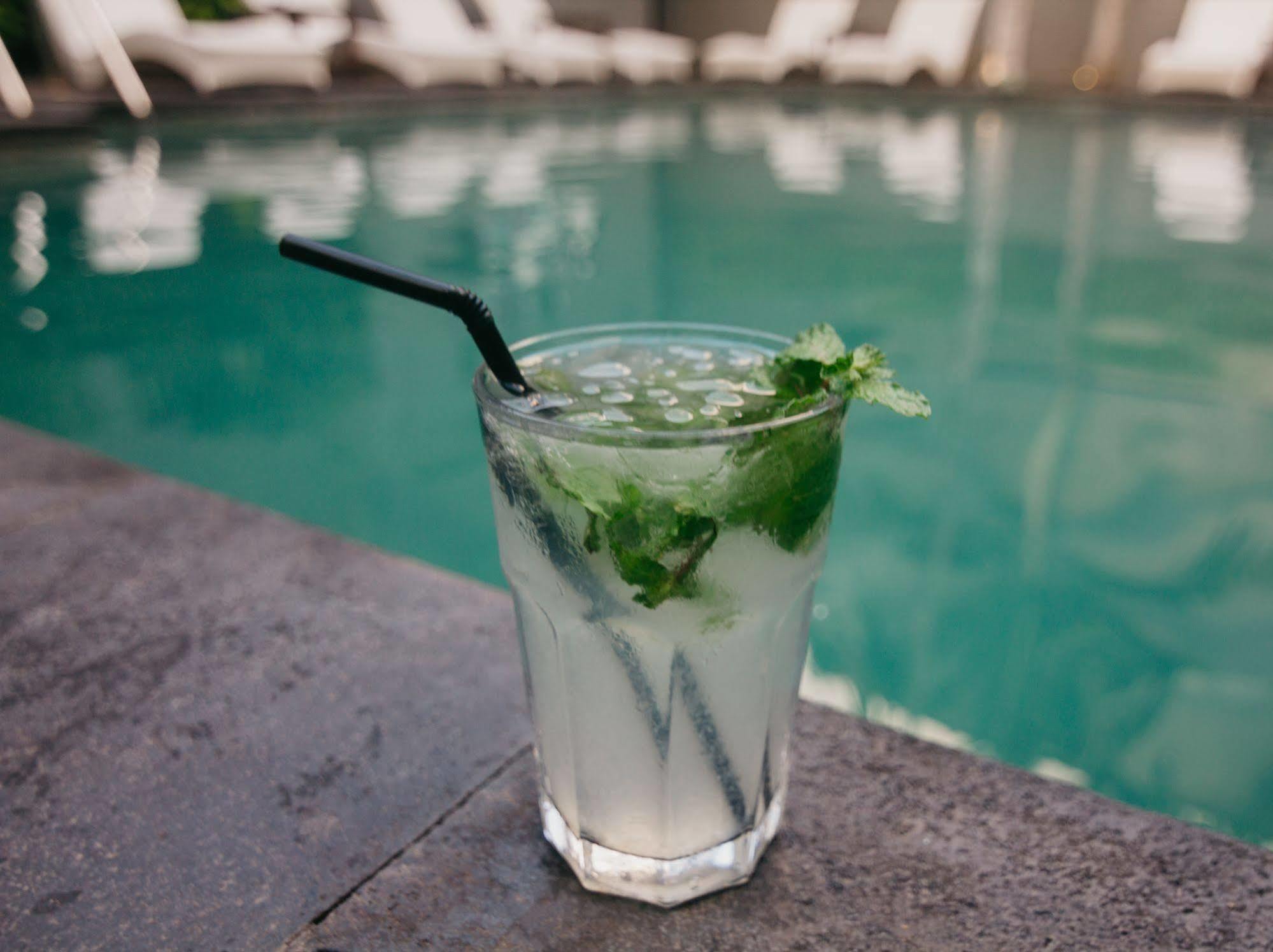 Kayun Hostel Legian Zewnętrze zdjęcie