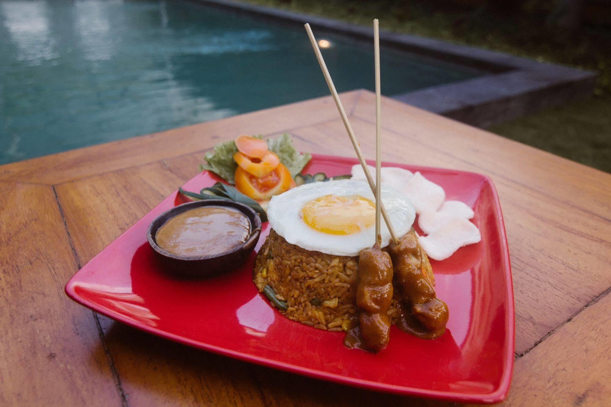 Kayun Hostel Legian Zewnętrze zdjęcie