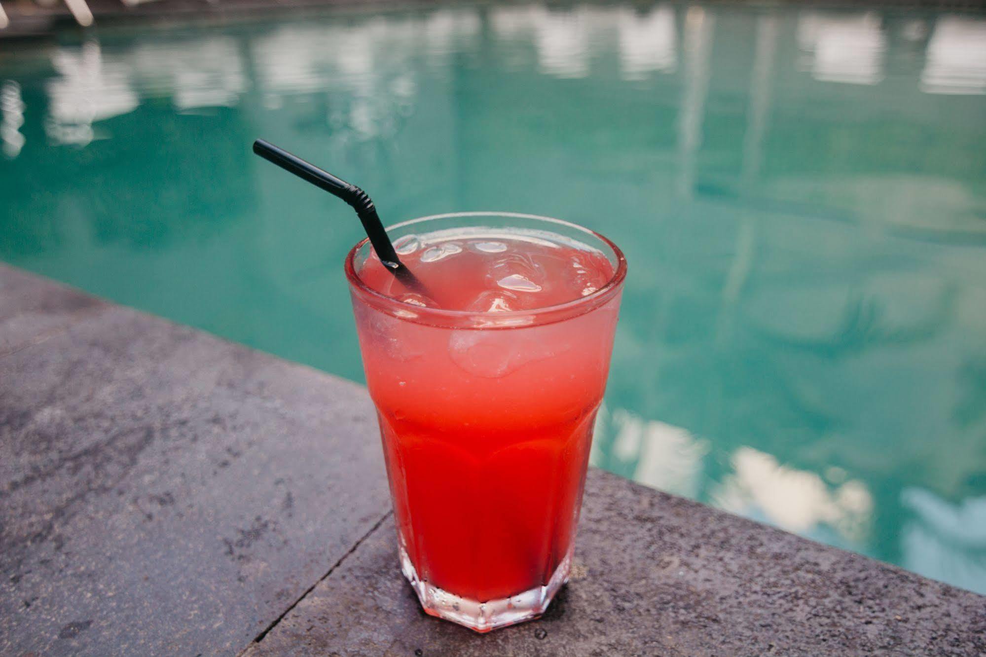 Kayun Hostel Legian Zewnętrze zdjęcie