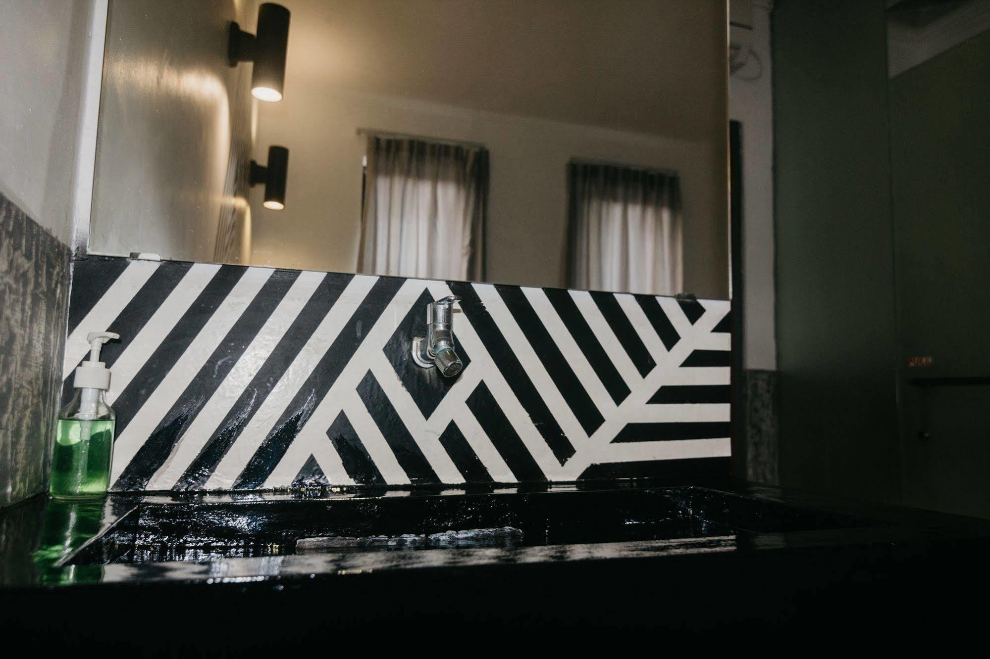 Kayun Hostel Legian Zewnętrze zdjęcie